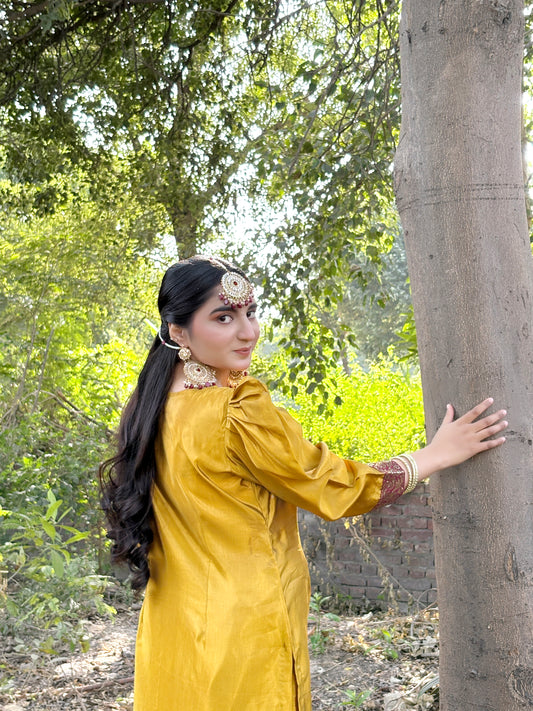 Margold-Festive Elegance in Silk